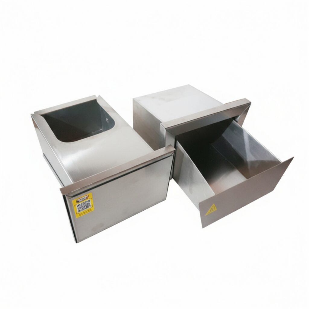 Bandejas de acero inoxidable industriales para cocina profesional, resistentes e higiénicas.